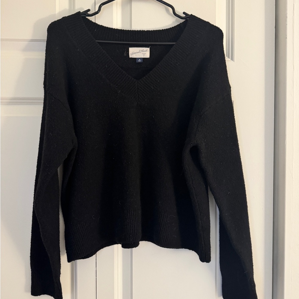 5 Sweater Bundle - Picture 6 of 7